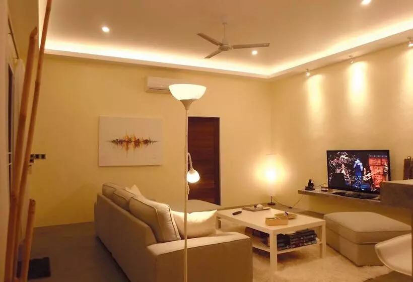 Chuan Chom Villas