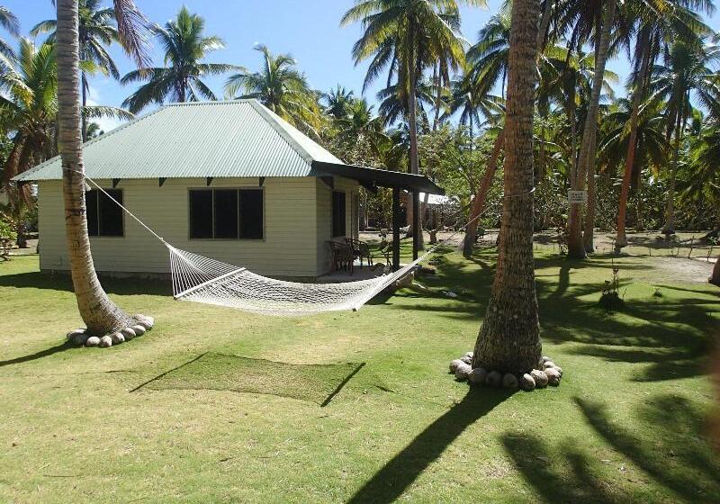 فندق Coconut Beach Resort