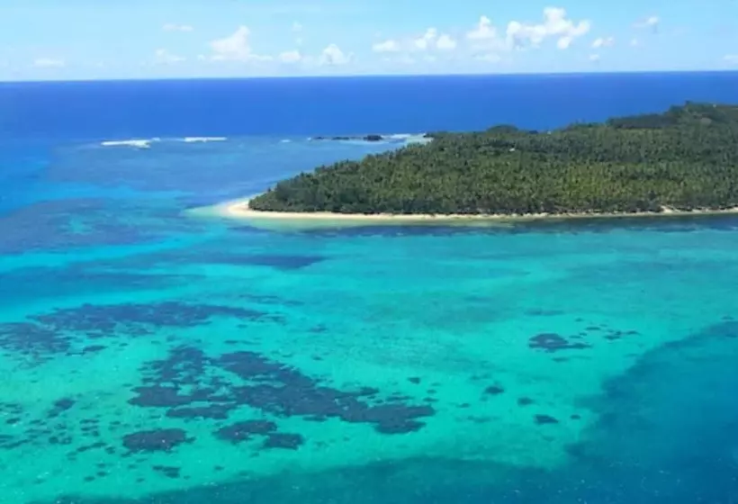 Hotelli Coconut Beach Resort