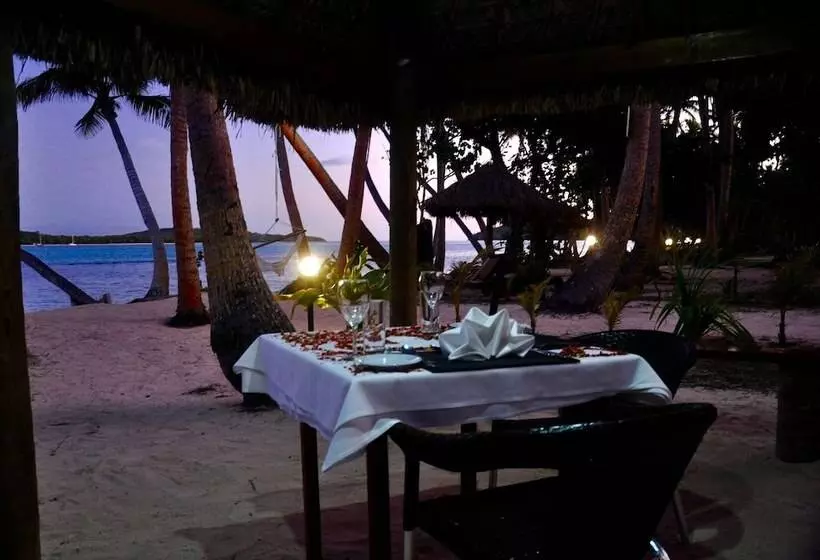 Hotelli Coconut Beach Resort