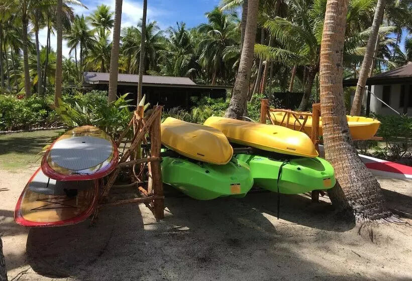 Hotelli Coconut Beach Resort