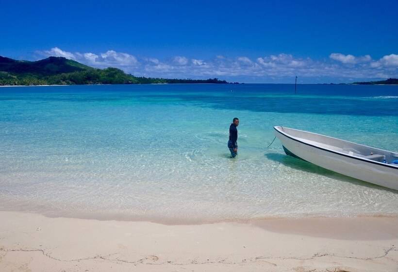 فندق Coconut Beach Resort