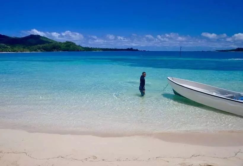 Hotelli Coconut Beach Resort