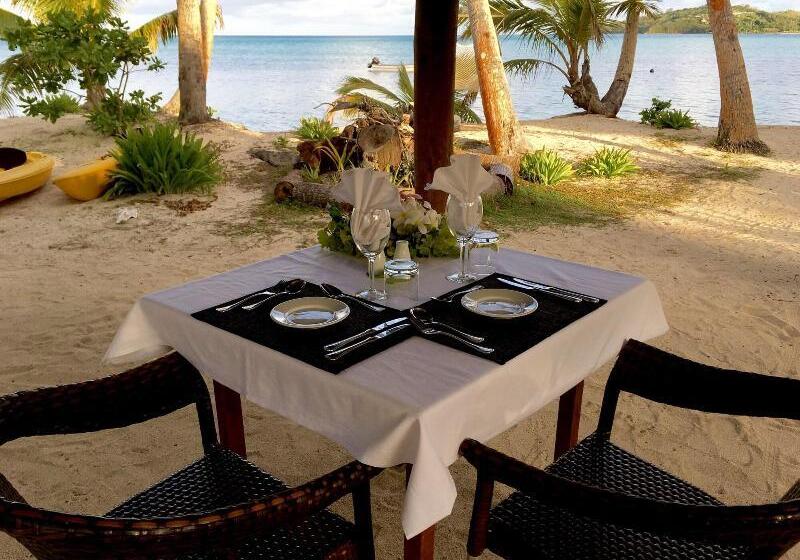 فندق Coconut Beach Resort