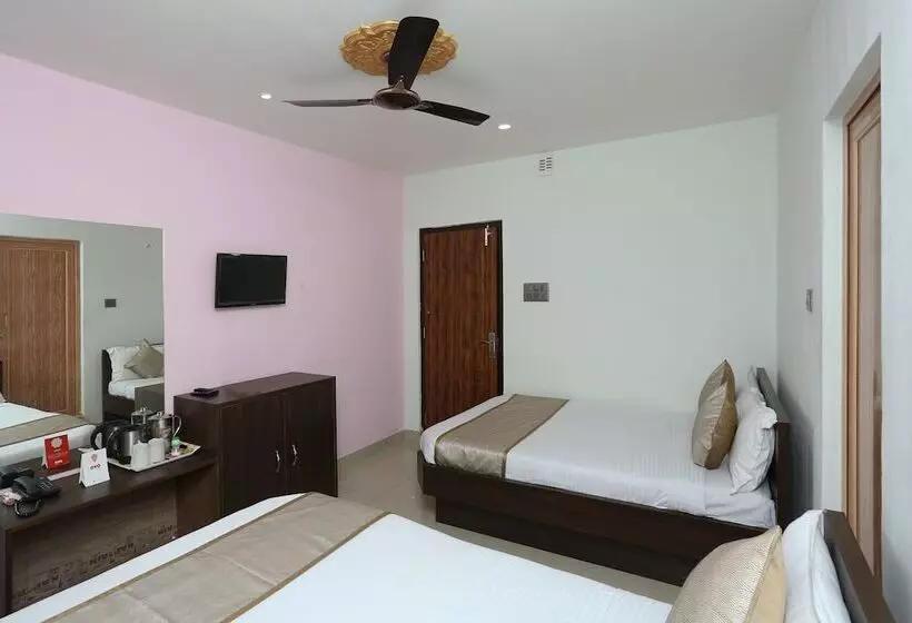 ホテル O Aashray Guest House