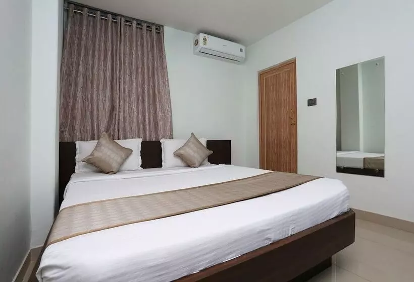 ホテル O Aashray Guest House