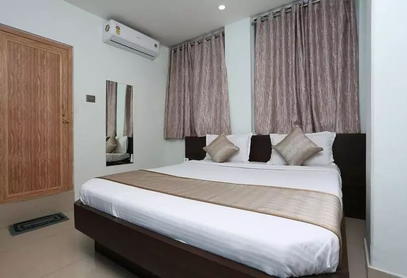 ホテル O Aashray Guest House