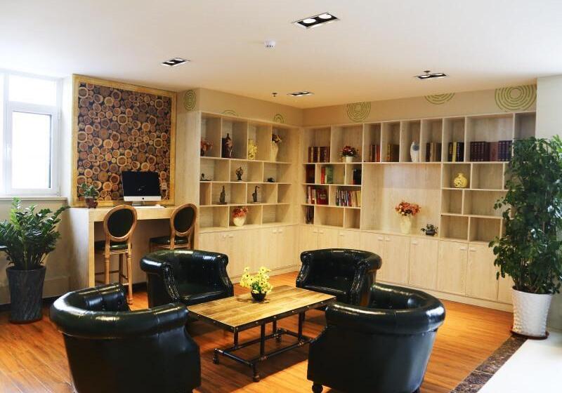 Hotelli Greentree Inn Hightech Zone Shandong University Bathing Beach