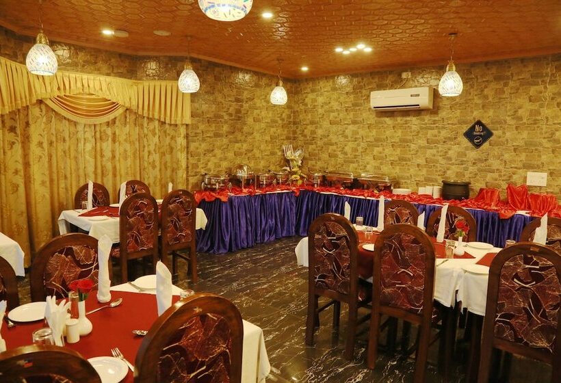 هتل Mannat Resorts