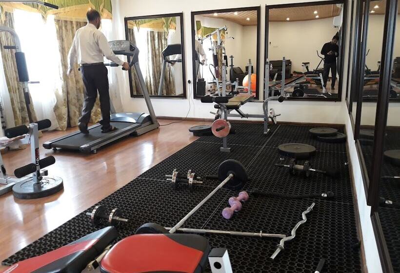 هتل Mannat Resorts