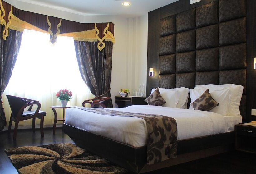 هتل Mannat Resorts