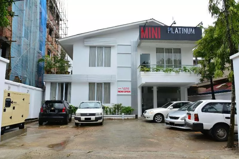 هتل Mini Platinum