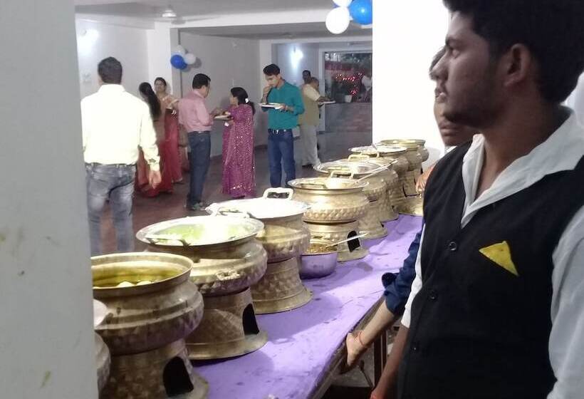 בית מלון כפרי Nancy Residency