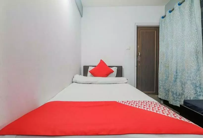 هتل Oyo 9097 Home Stay Laban