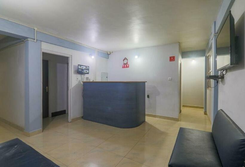 Hotel Oyo 9097 Home Stay Laban