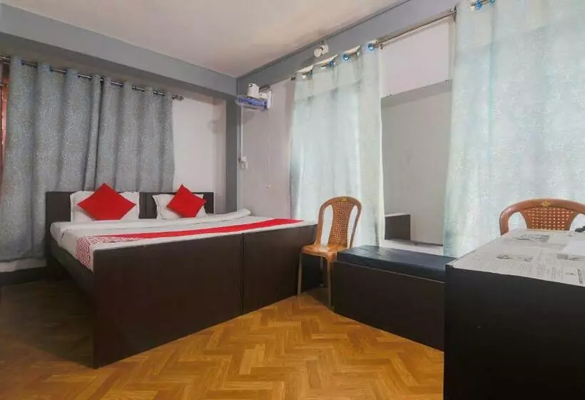هتل Oyo 9097 Home Stay Laban