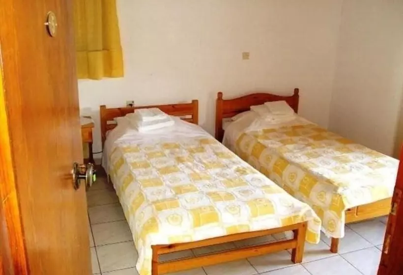 ホテル Porto Sabatiki