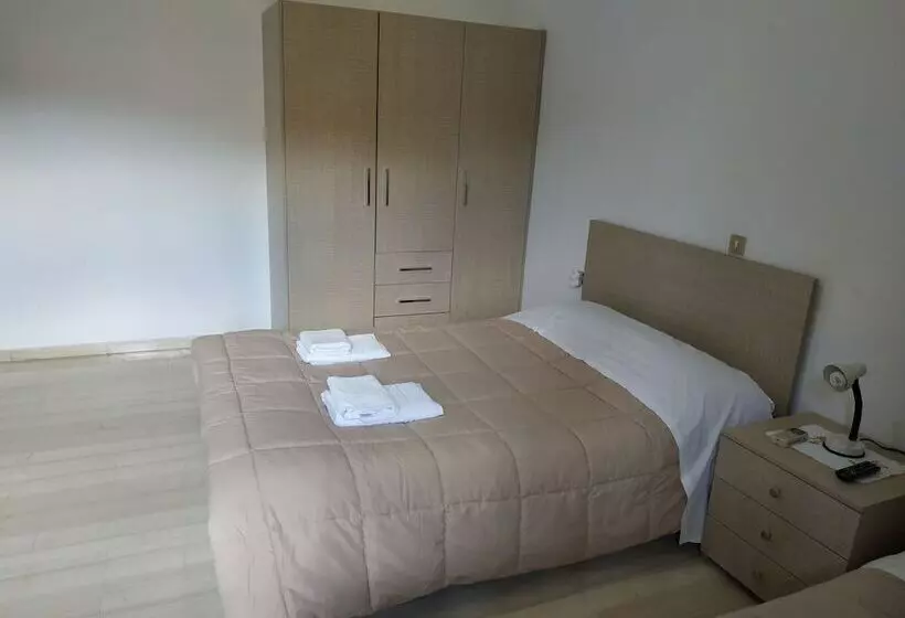 ホテル Porto Sabatiki