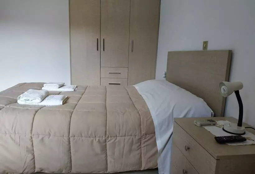 ホテル Porto Sabatiki