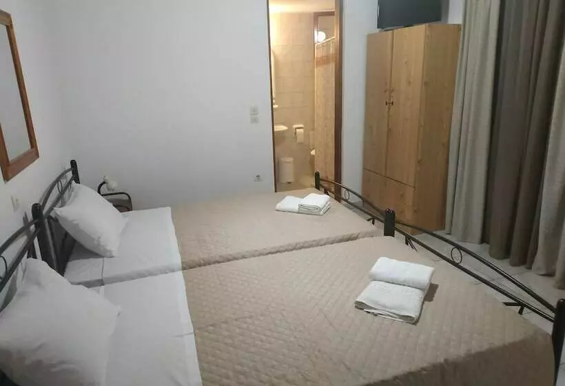 ホテル Porto Sabatiki