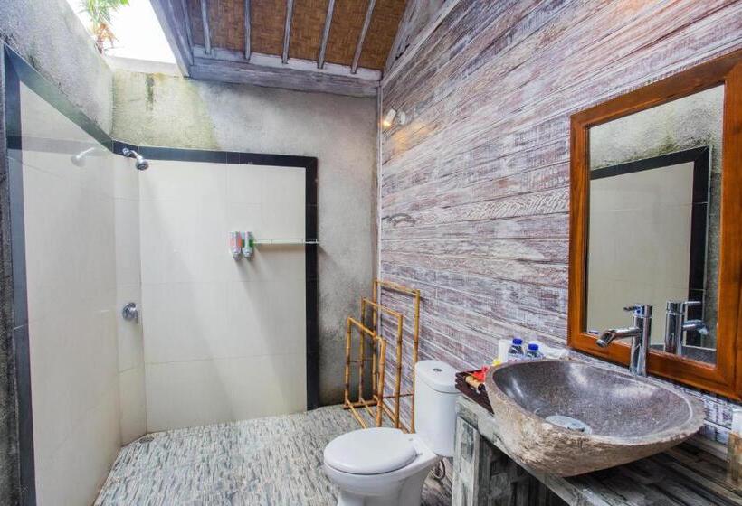 ホテル The Syron Huts Lembongan