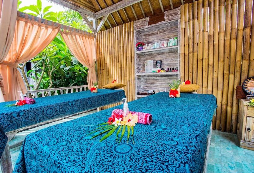 ホテル The Syron Huts Lembongan