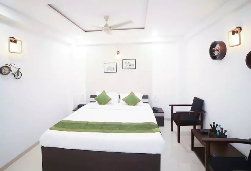 هتل Treebo Chalets, Nagpur Airport