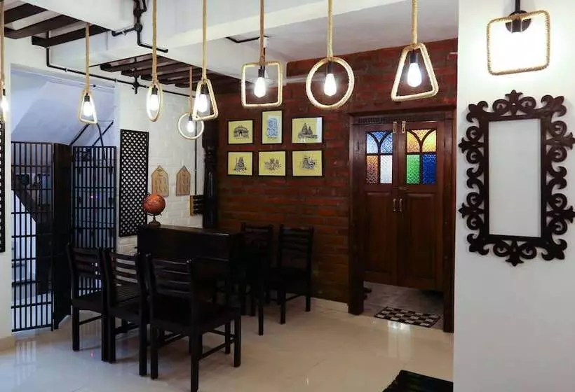 هتل Treebo Chalets, Nagpur Airport