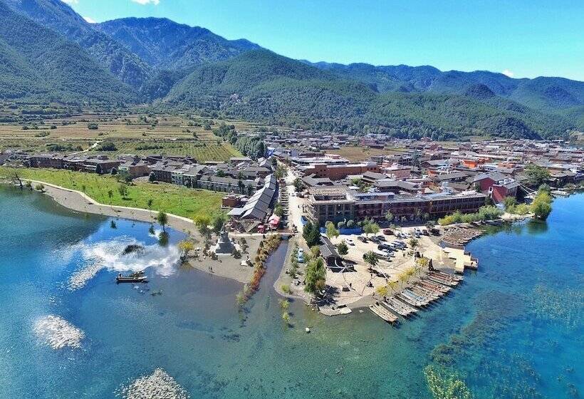 Luguhu Crazy Bird Youth Hostel