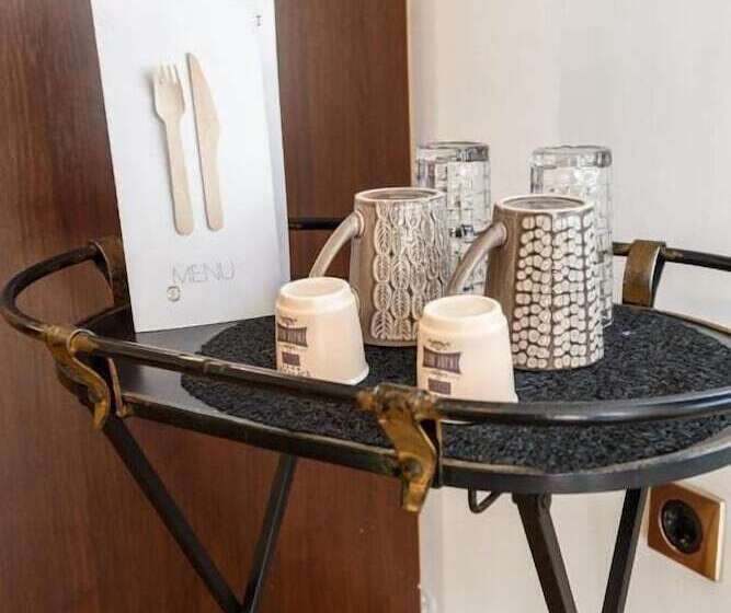 ペンション Limani Comfort Rooms