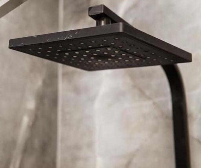 ペンション Limani Comfort Rooms