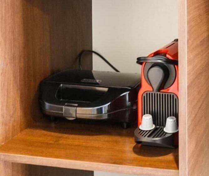 ペンション Limani Comfort Rooms