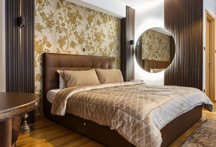 ペンション Limani Comfort Rooms