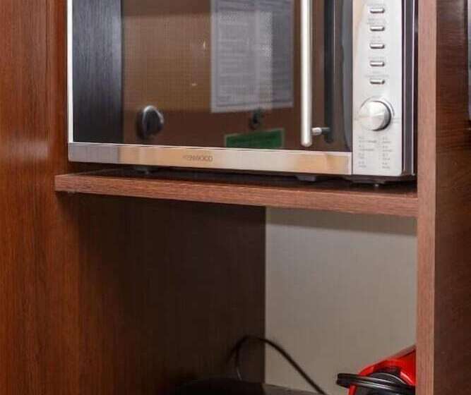 ペンション Limani Comfort Rooms