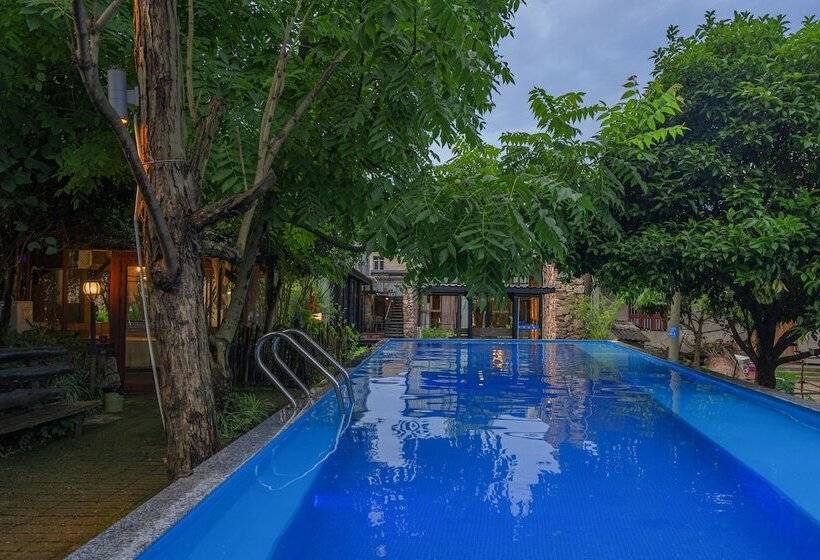 Pension 张家界天门山伴田居民宿