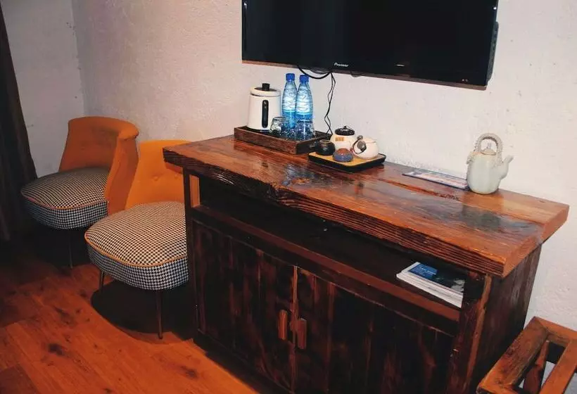 Majatalo 张家界天门山伴田居民宿