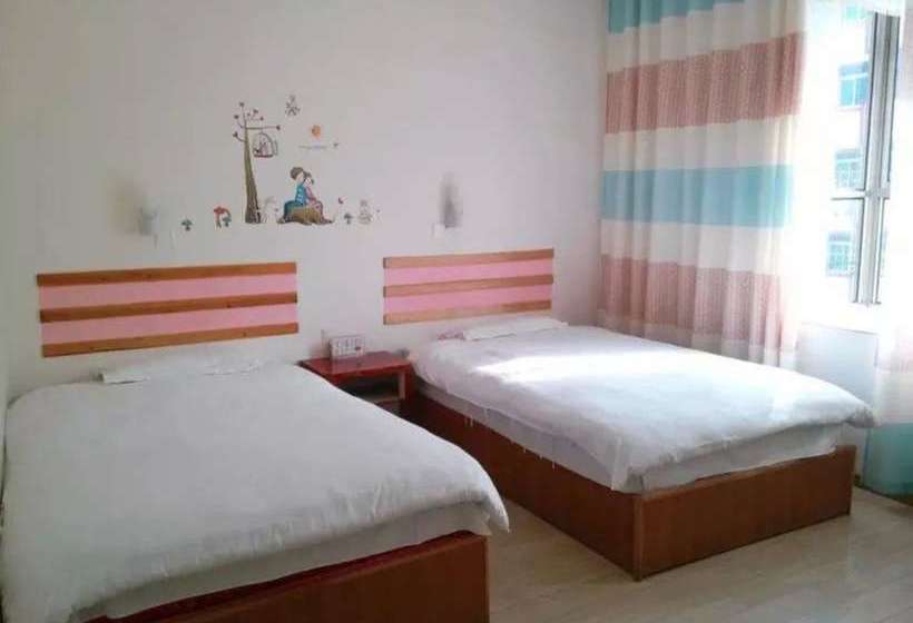 Zhangjiajie Mango Youth Hostel