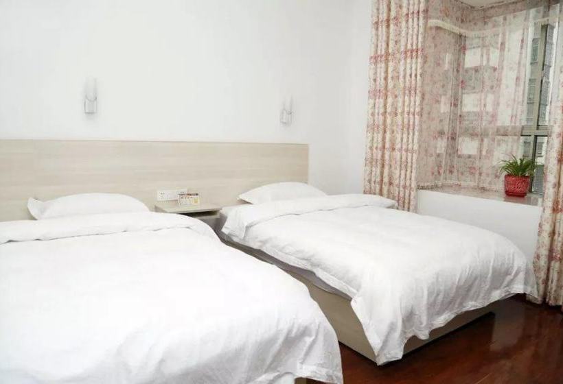 Zhangjiajie Mango Youth Hostel