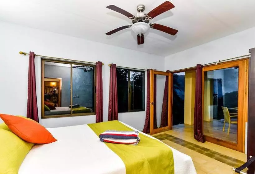 Casa Monos Locos   Portasol Vacation Rentals