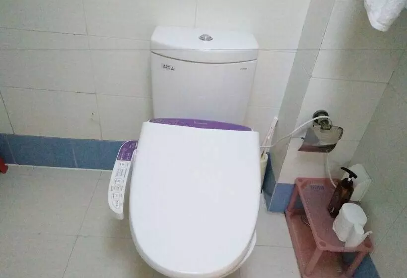 Dalian Xiuzhu Building Apartment