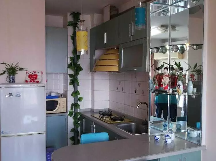 Dalian Xiuzhu Building Apartment