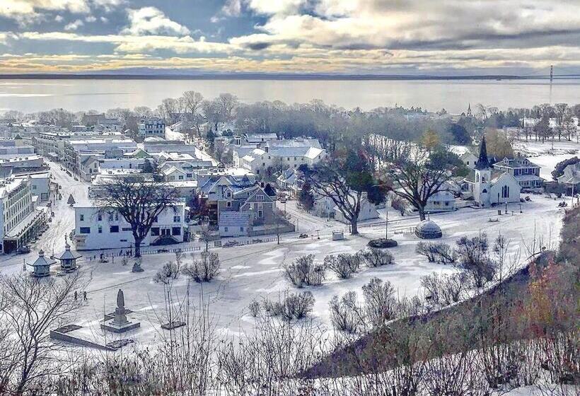 בית מלון כפרי Bicycle Street Inn And Suites