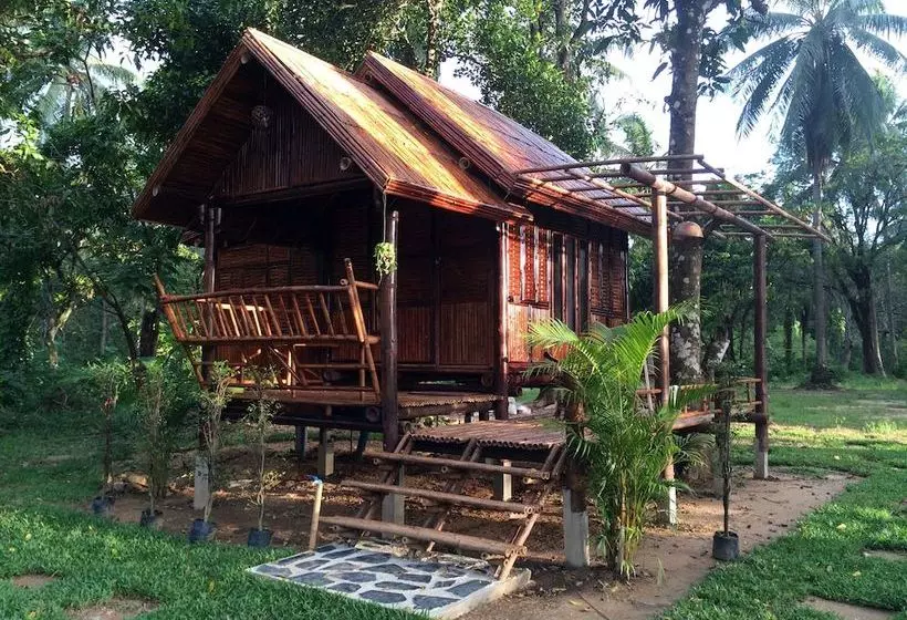 هتل Coffee And Resort