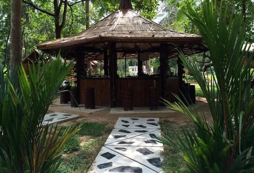 هتل Coffee And Resort