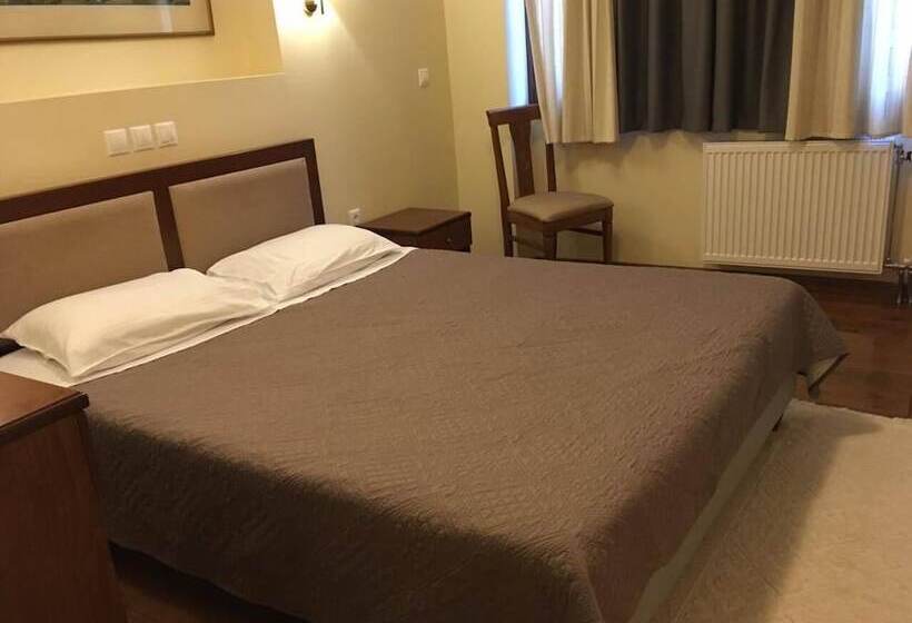 Hotel Ellinon Thea Arachova