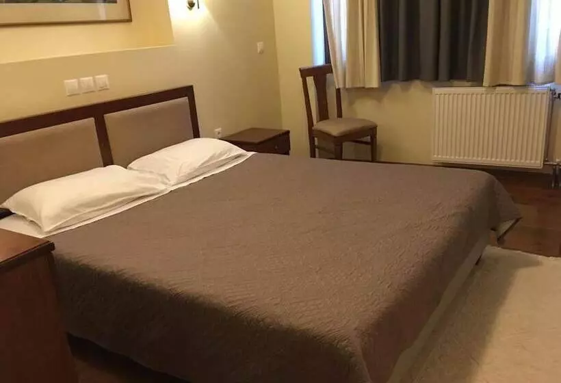 Hotelli Ellinon Thea Arachova