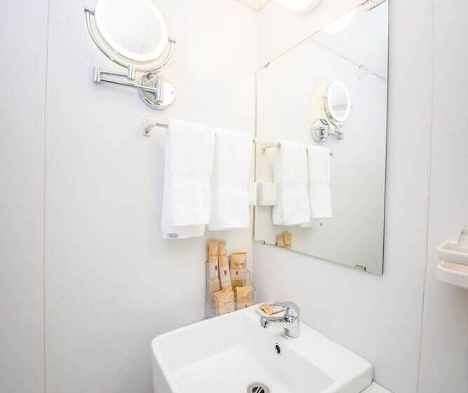 Mg Hotel   St. Michael S Cathedral, Qingdao