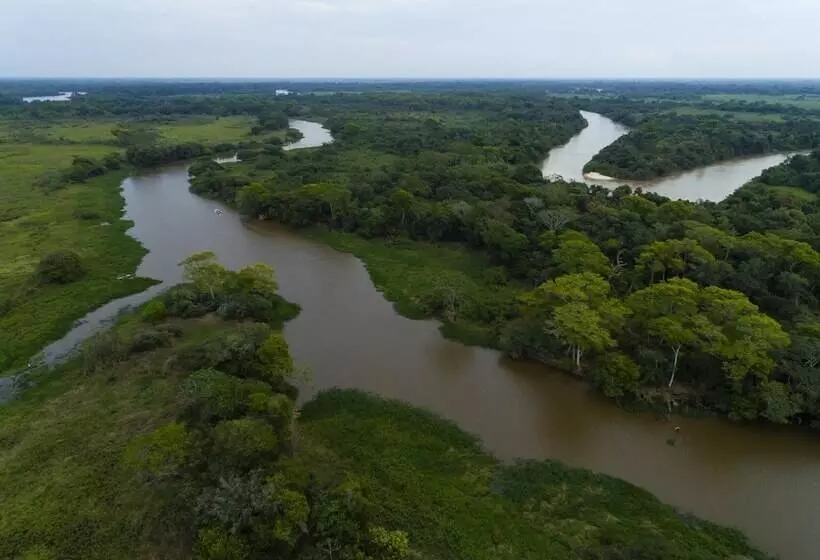Hotelli Porto Jofre Pantanal