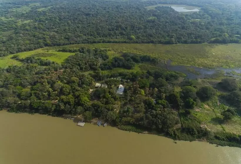 Hotelli Porto Jofre Pantanal