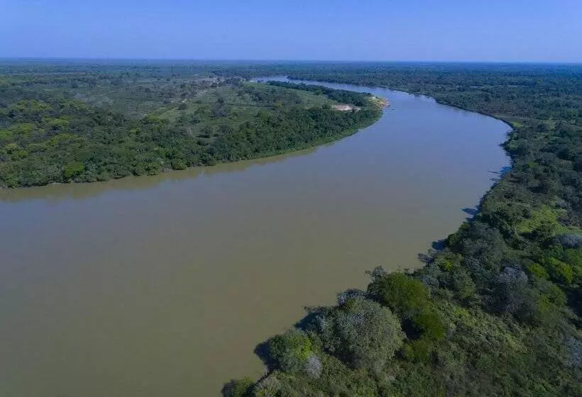 Hotelli Porto Jofre Pantanal